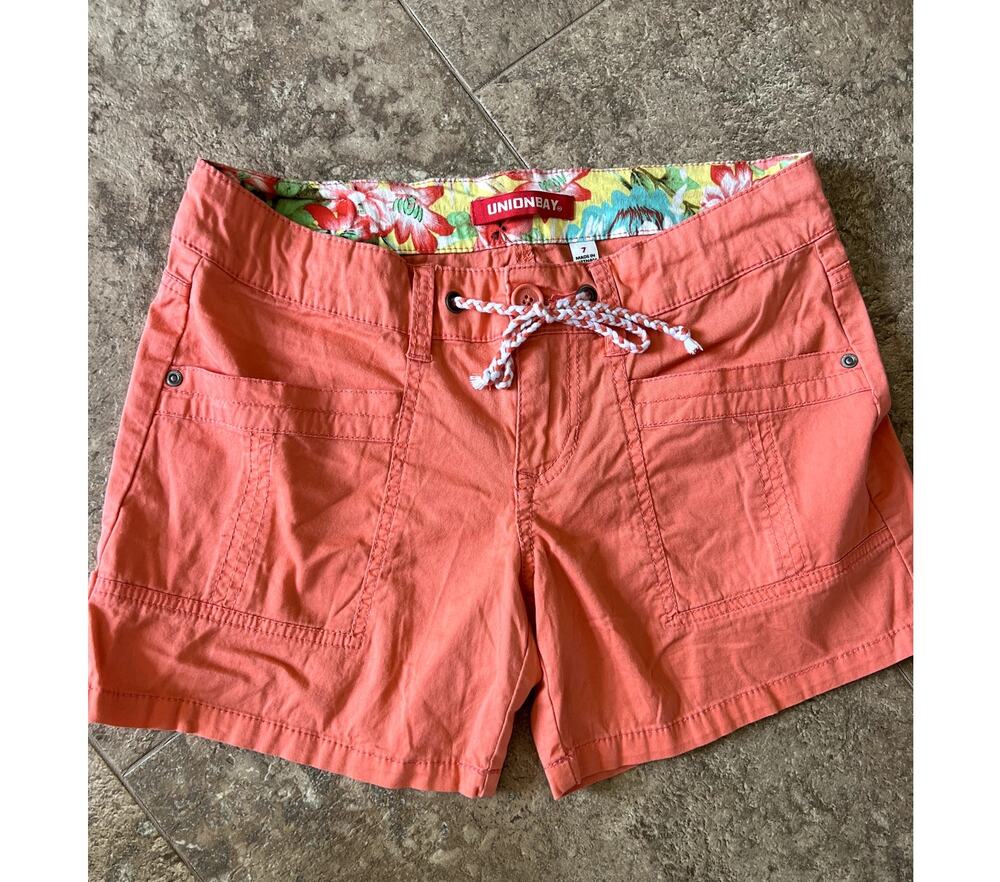 Union Bay Coral Shorts, Women's size 7